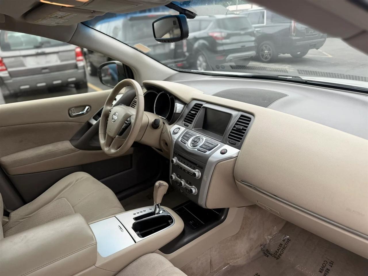 Nissan Murano SV AWD 2014