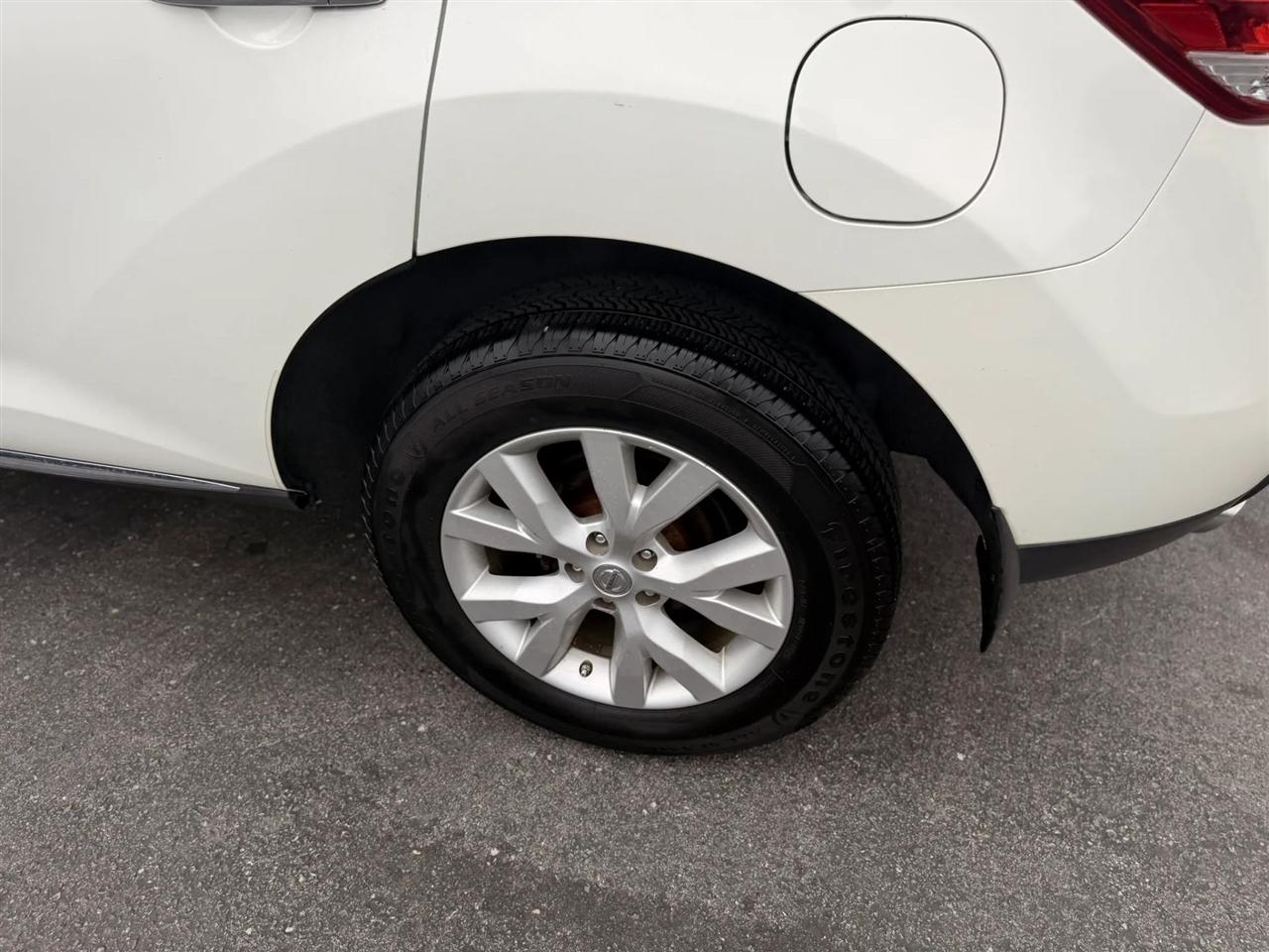 Nissan Murano SV AWD 2014
