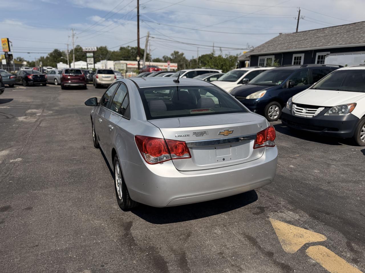 Chevrolet Cruze 1LT 2012