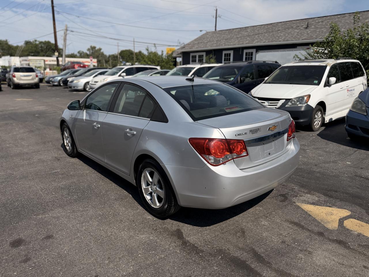Chevrolet Cruze 1LT 2012