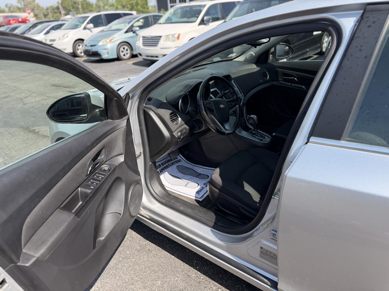 Chevrolet Cruze 1LT 2012