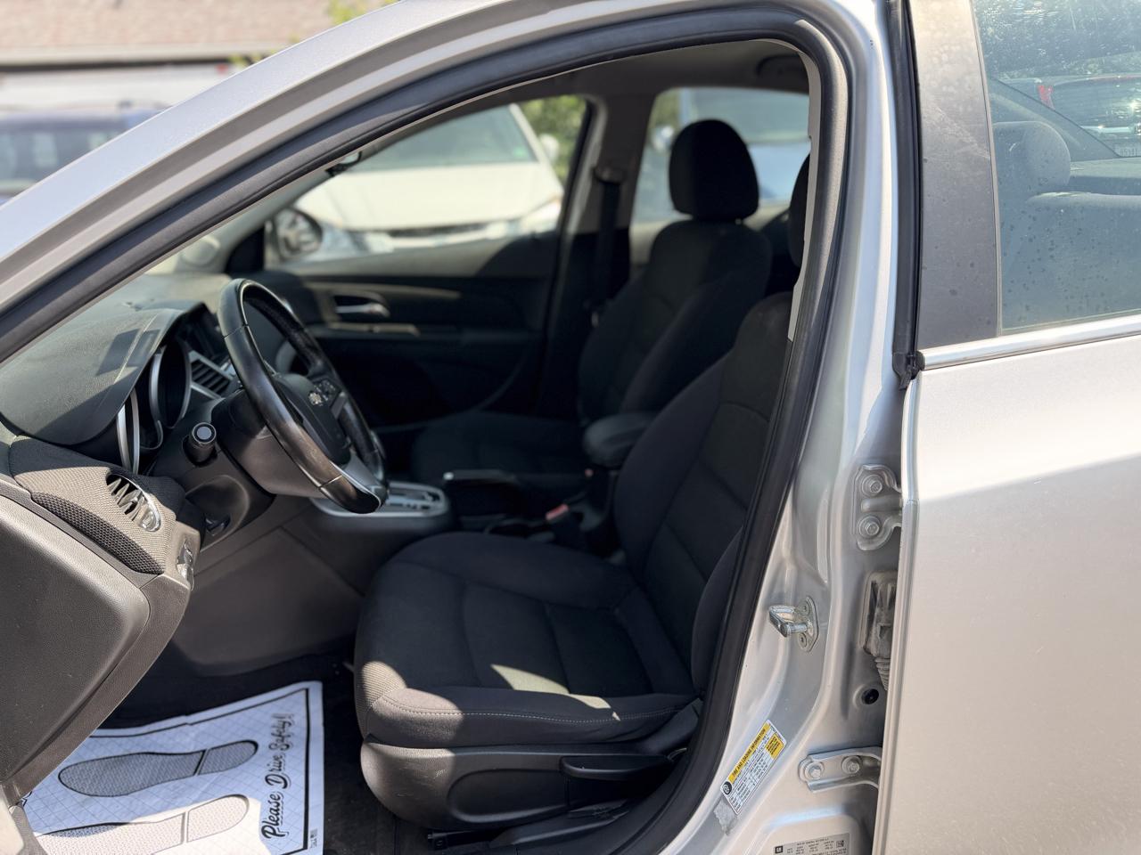 Chevrolet Cruze 1LT 2012