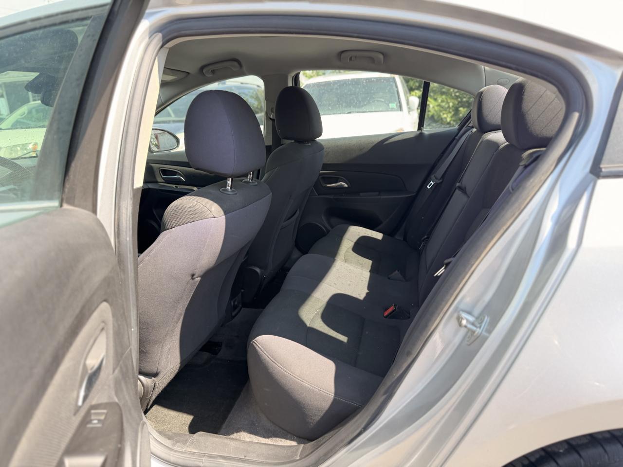Chevrolet Cruze 1LT 2012