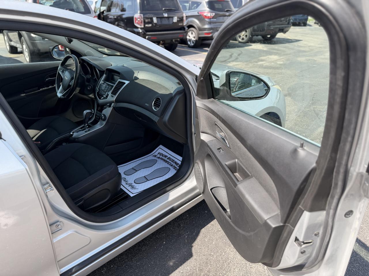 Chevrolet Cruze 1LT 2012