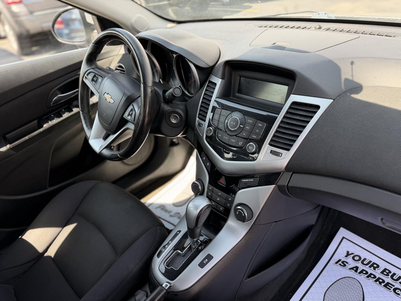Chevrolet Cruze 1LT 2012