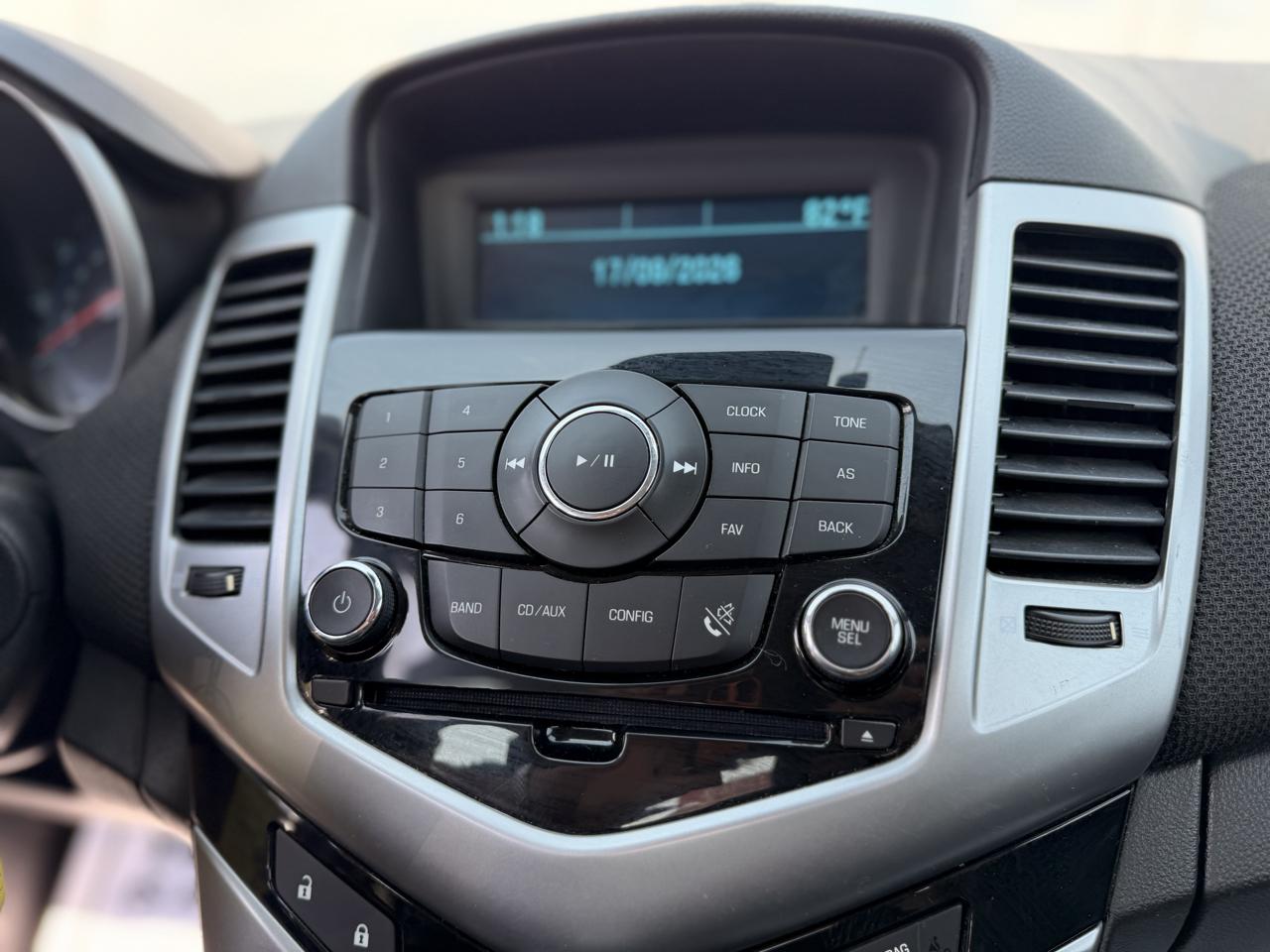 Chevrolet Cruze 1LT 2012