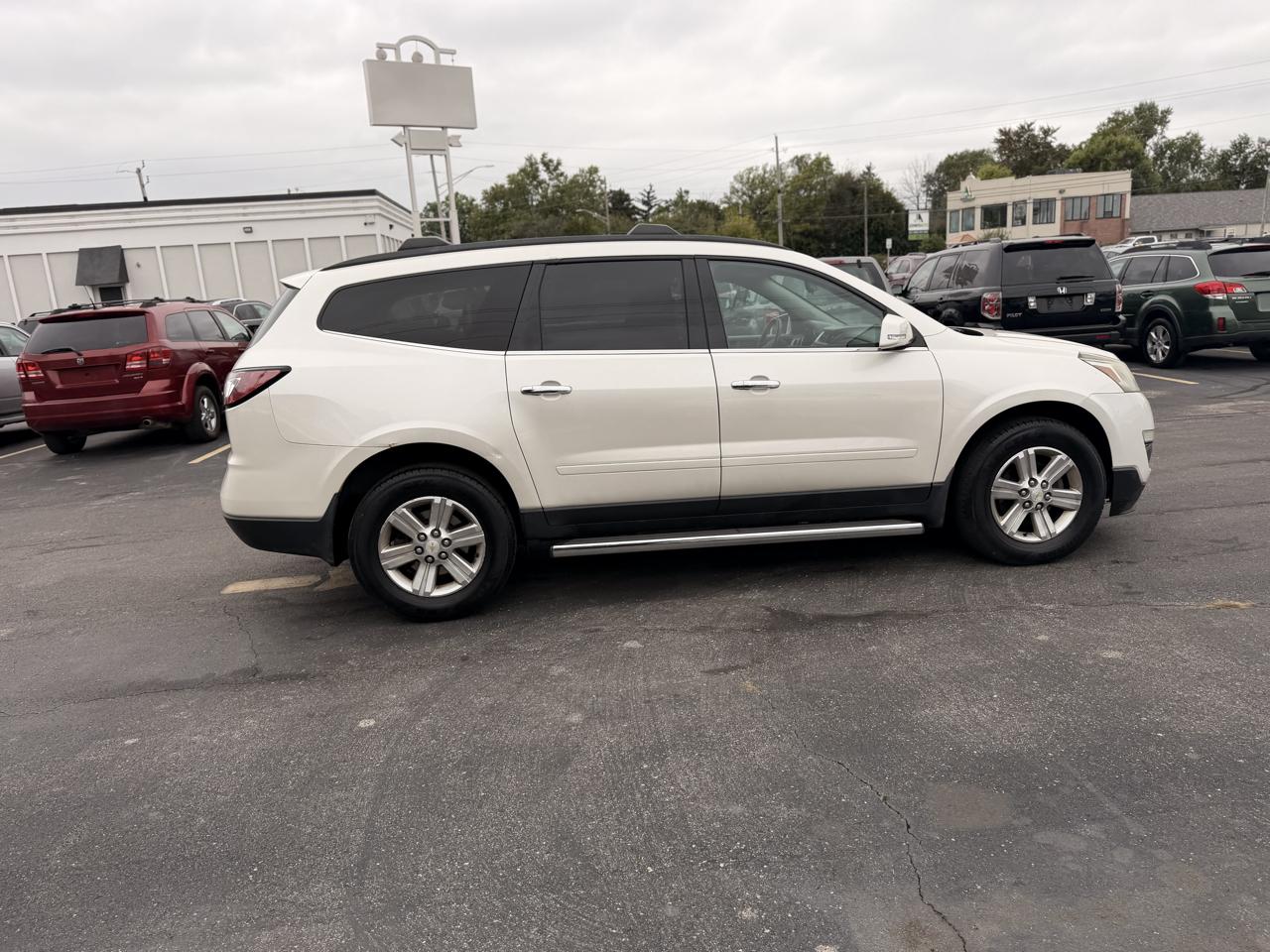 Chevrolet Traverse photo 8