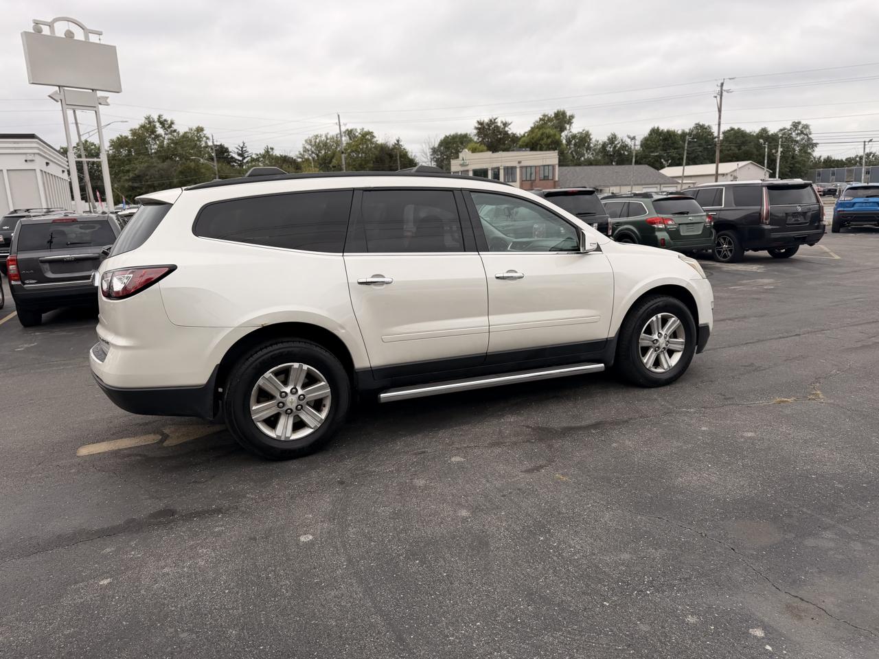 Chevrolet Traverse photo 9