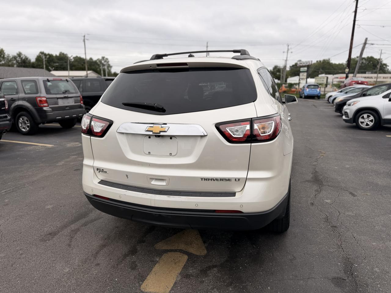 Chevrolet Traverse photo 14
