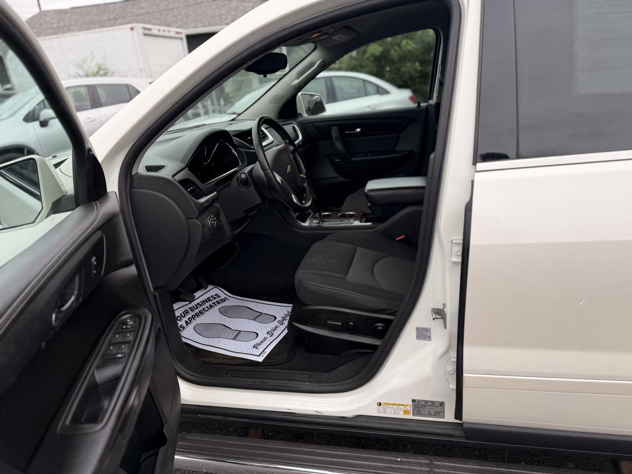 Chevrolet Traverse photo 30