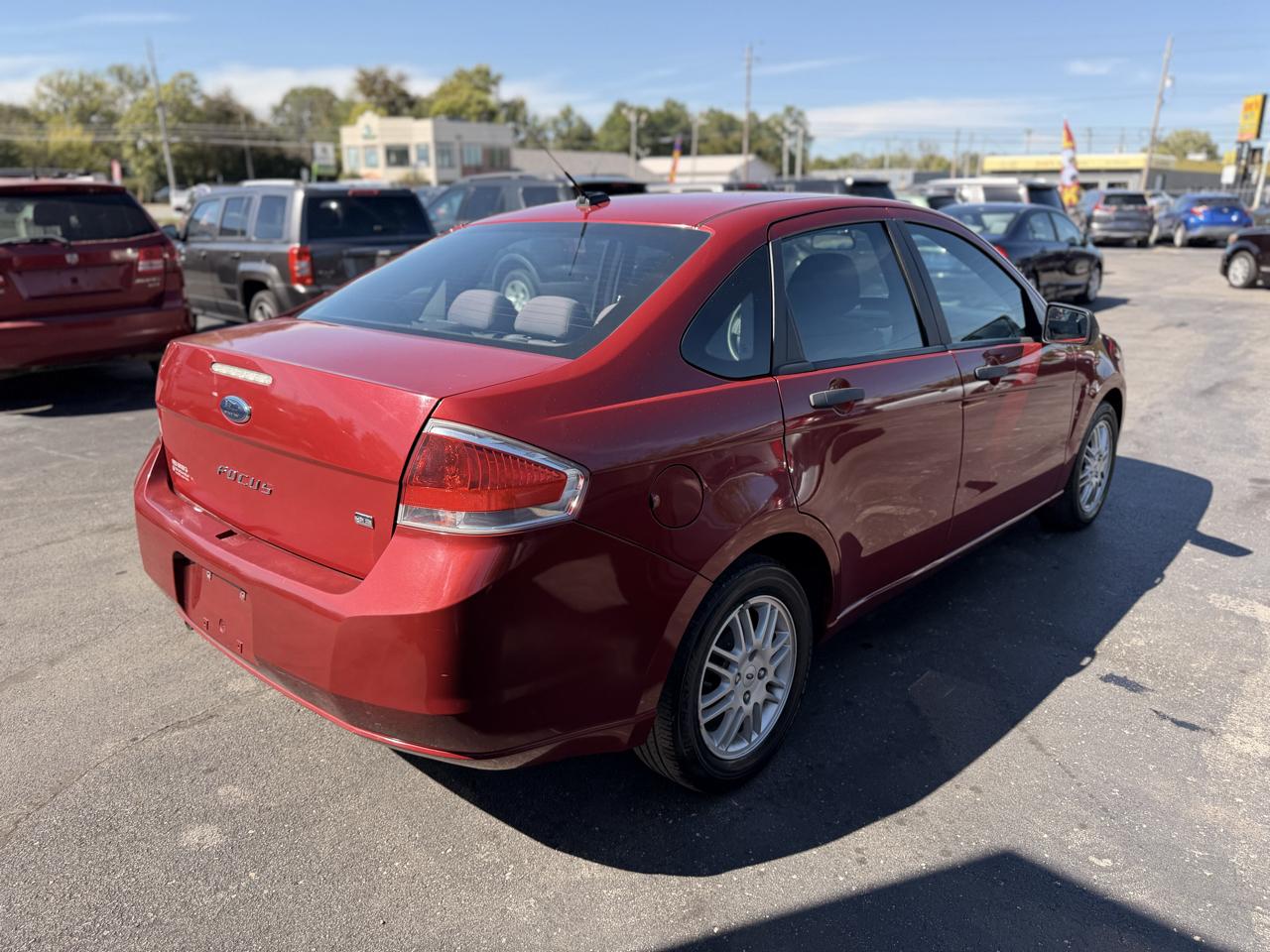 Ford Focus photo 8
