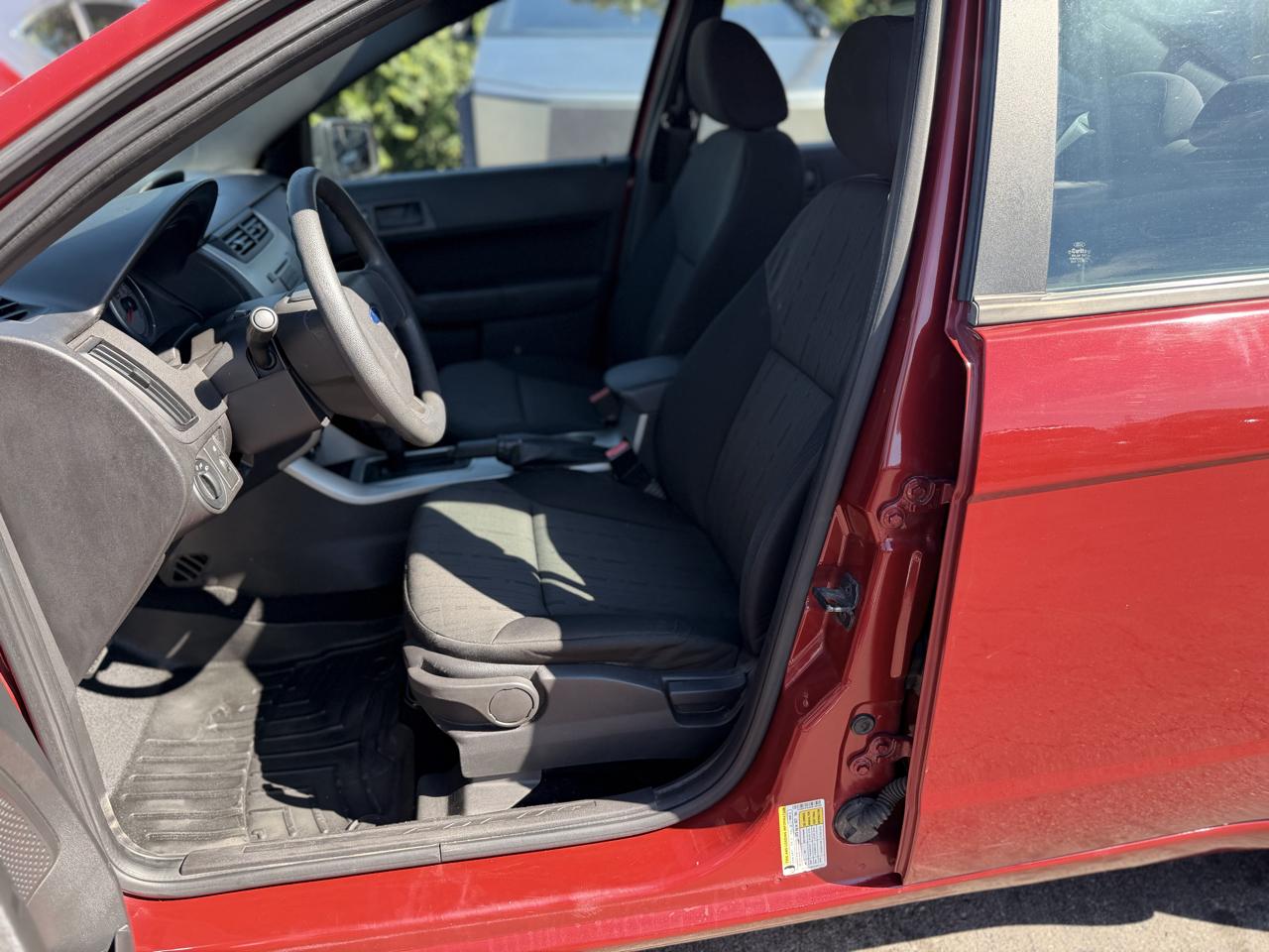 Ford Focus photo 26