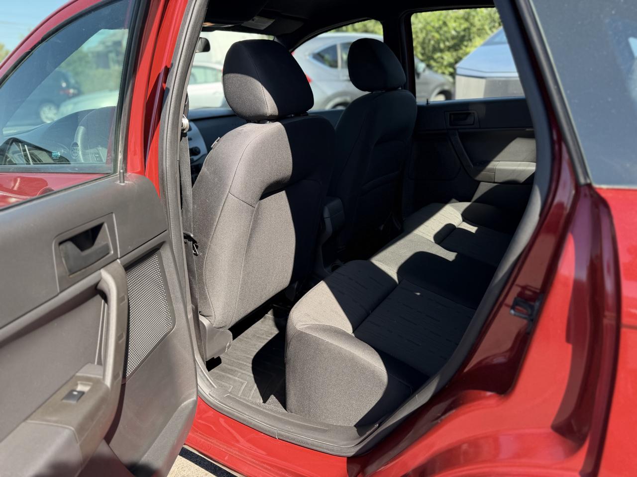 Ford Focus photo 30