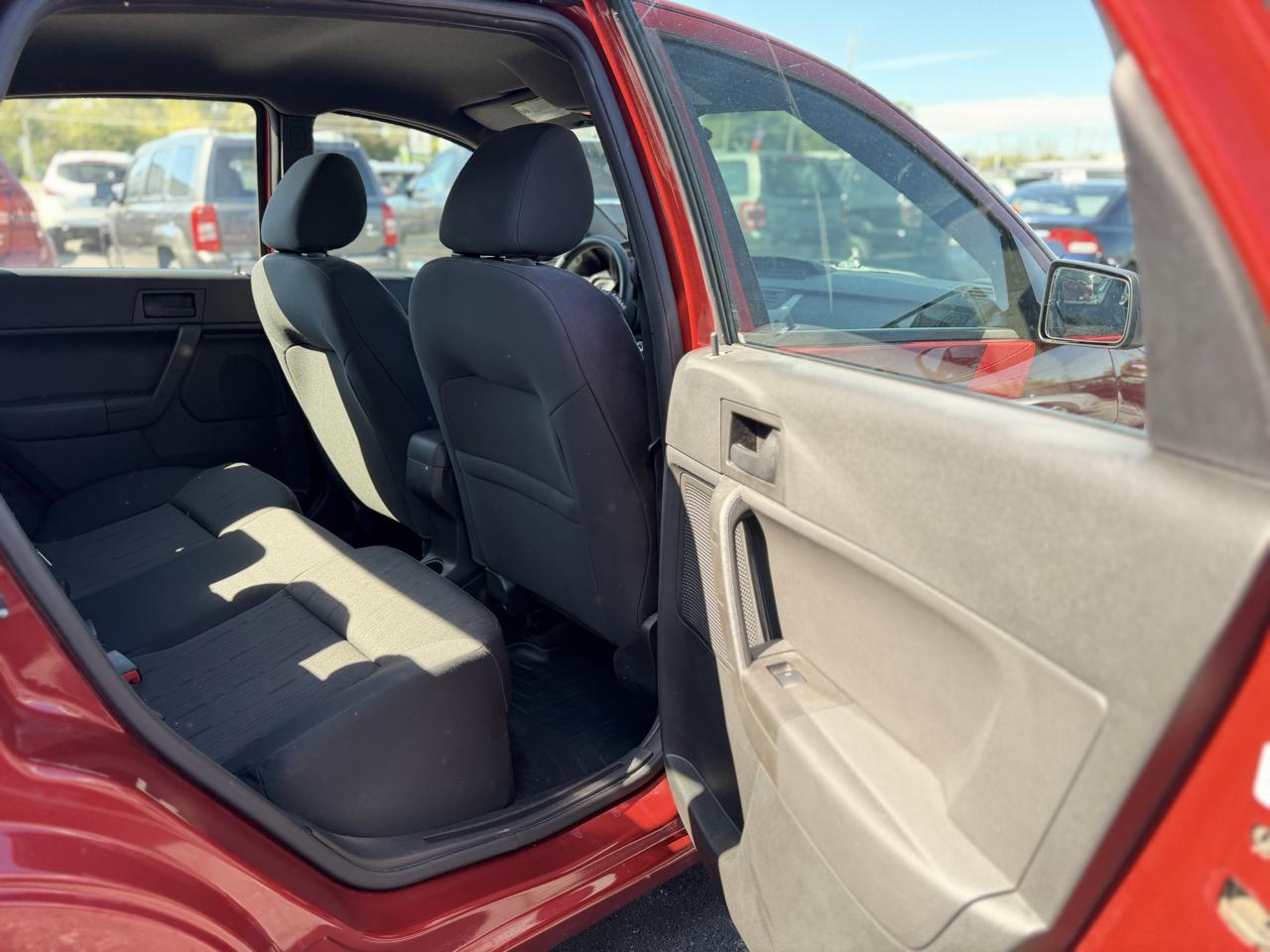 Ford Focus photo 33