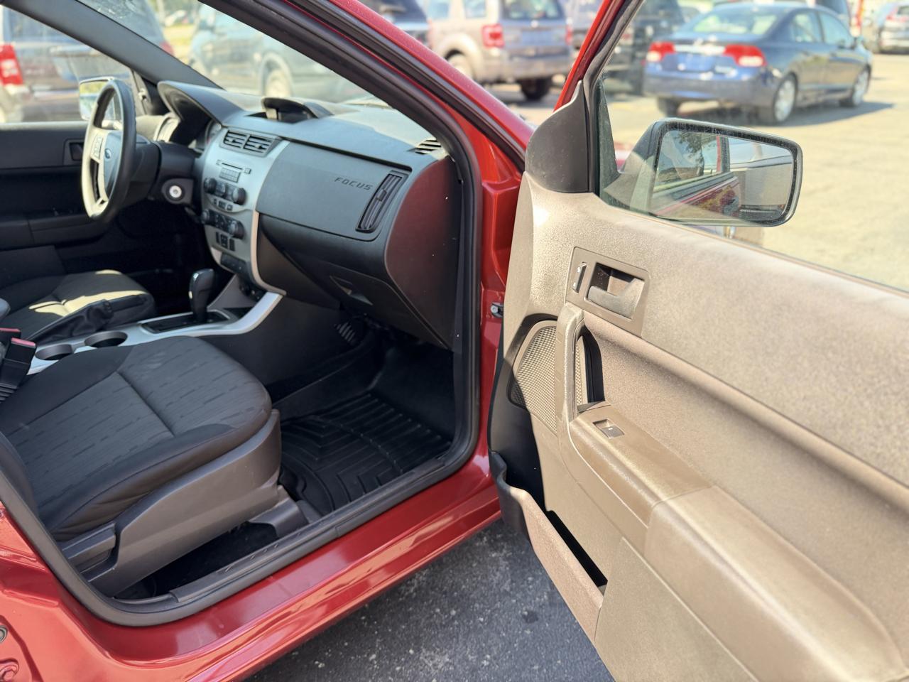 Ford Focus photo 38