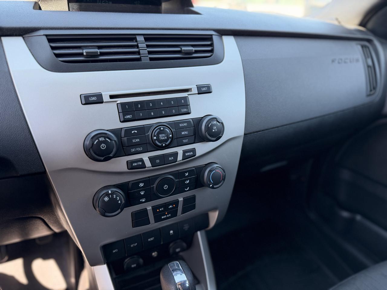 Ford Focus photo 45