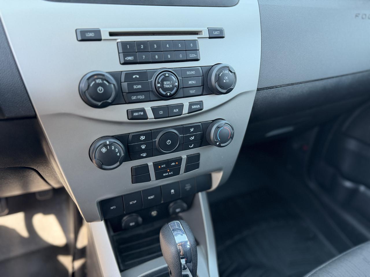 Ford Focus photo 46