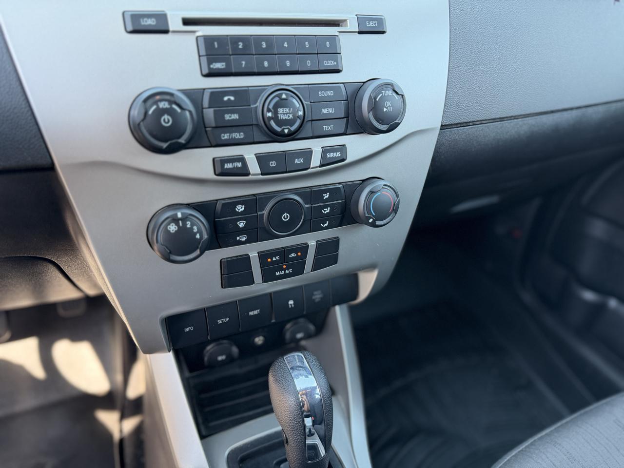 Ford Focus photo 47