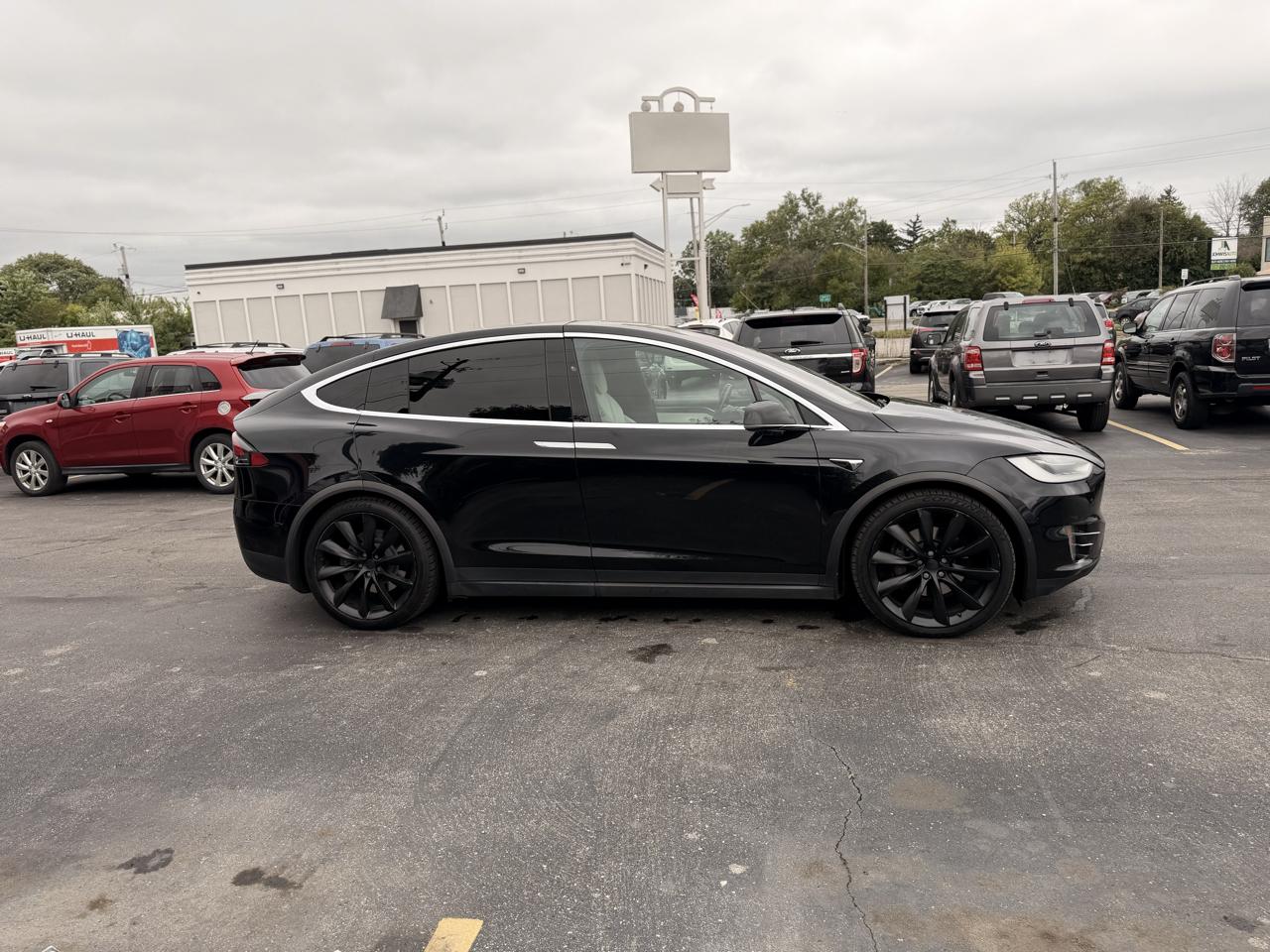 Tesla Model X 75D 4D SUV AWD 2017