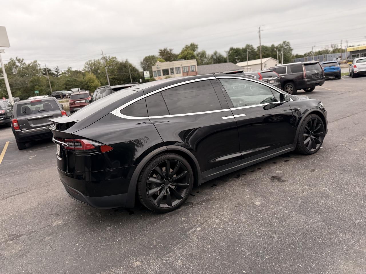 Tesla Model X 75D 4D SUV AWD 2017