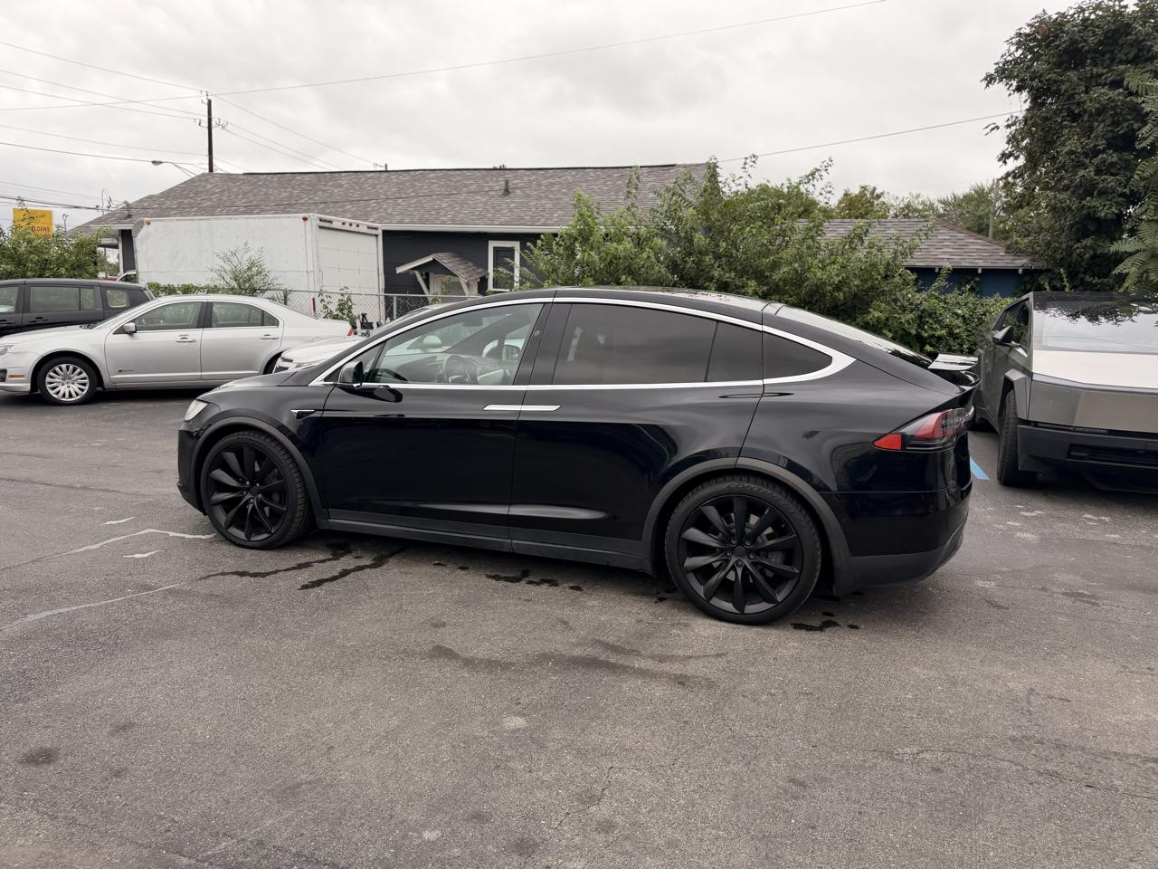 Tesla Model X 75D 4D SUV AWD 2017