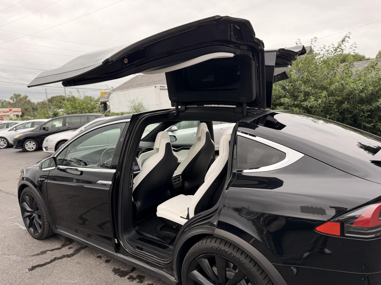 Tesla Model X 75D 4D SUV AWD 2017