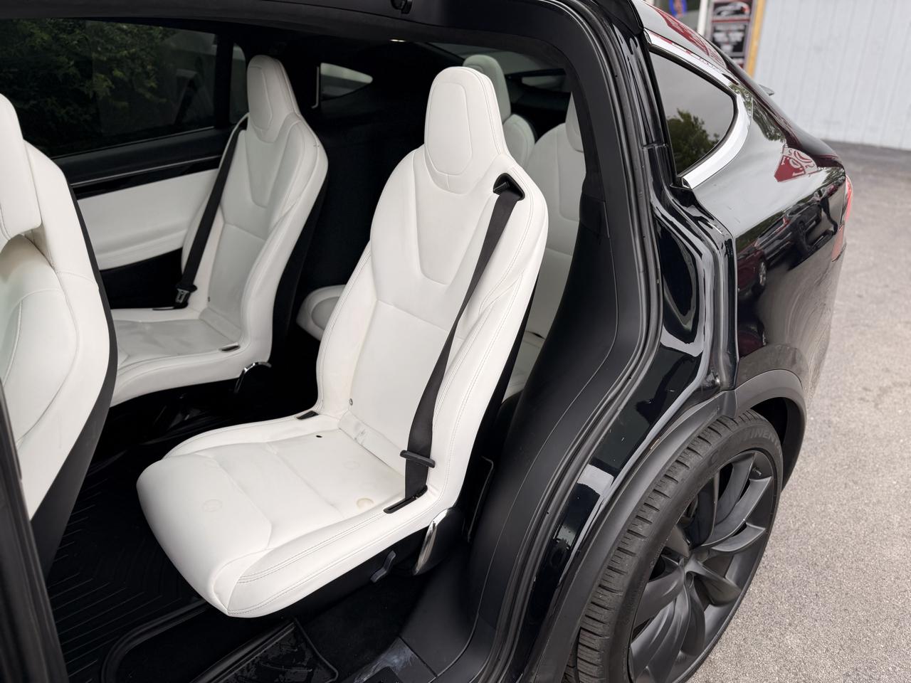 Tesla Model X 75D 4D SUV AWD 2017