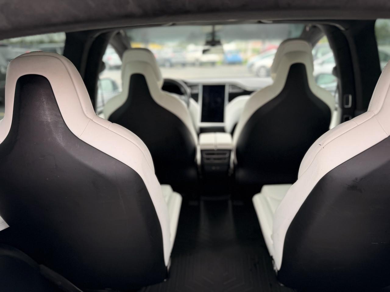 Tesla Model X 75D 4D SUV AWD 2017