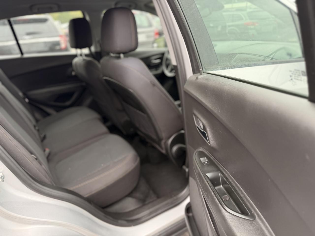 Chevrolet Trax LS FWD 2019