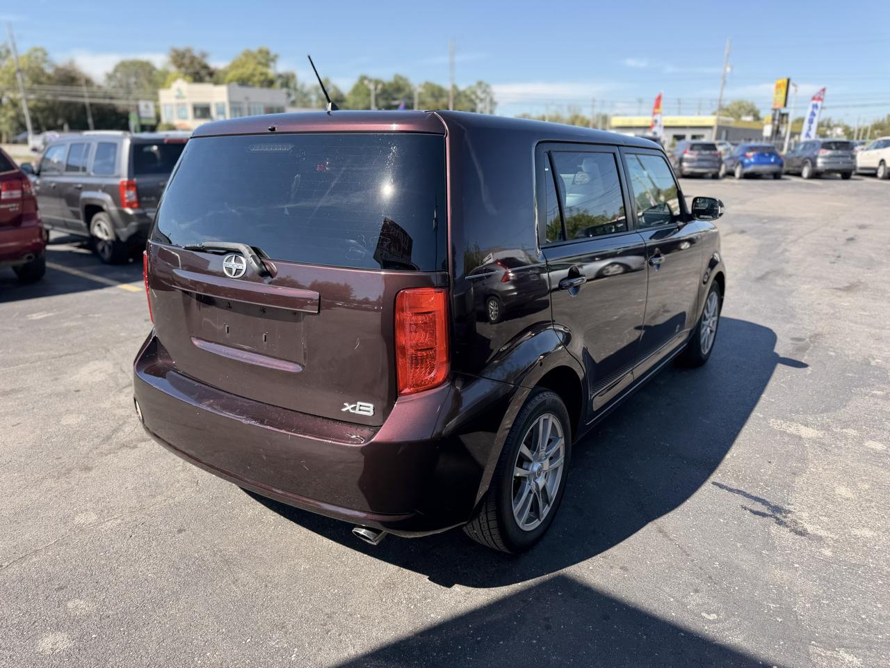 Toyota Scion xB photo 7