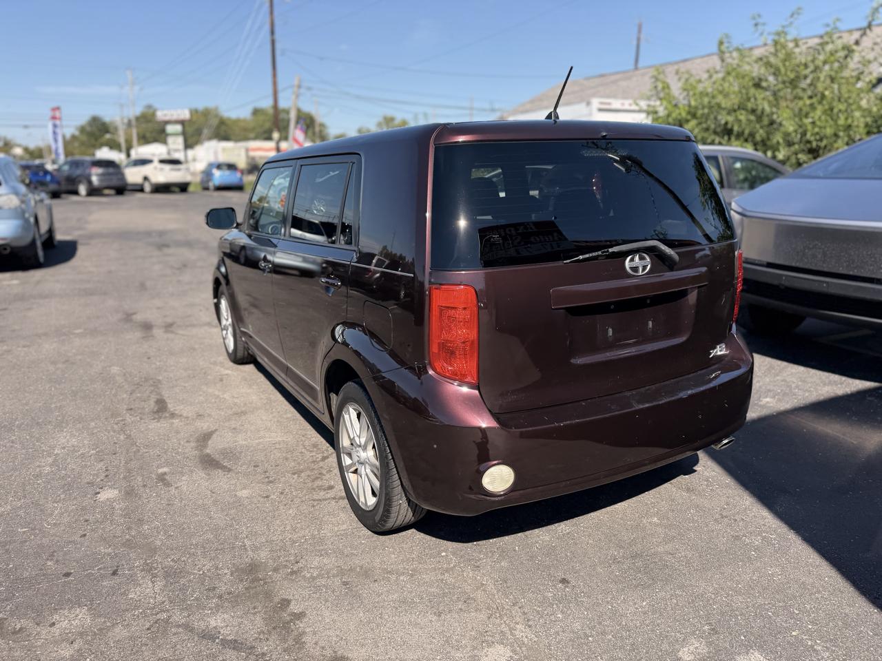 Toyota Scion xB photo 11