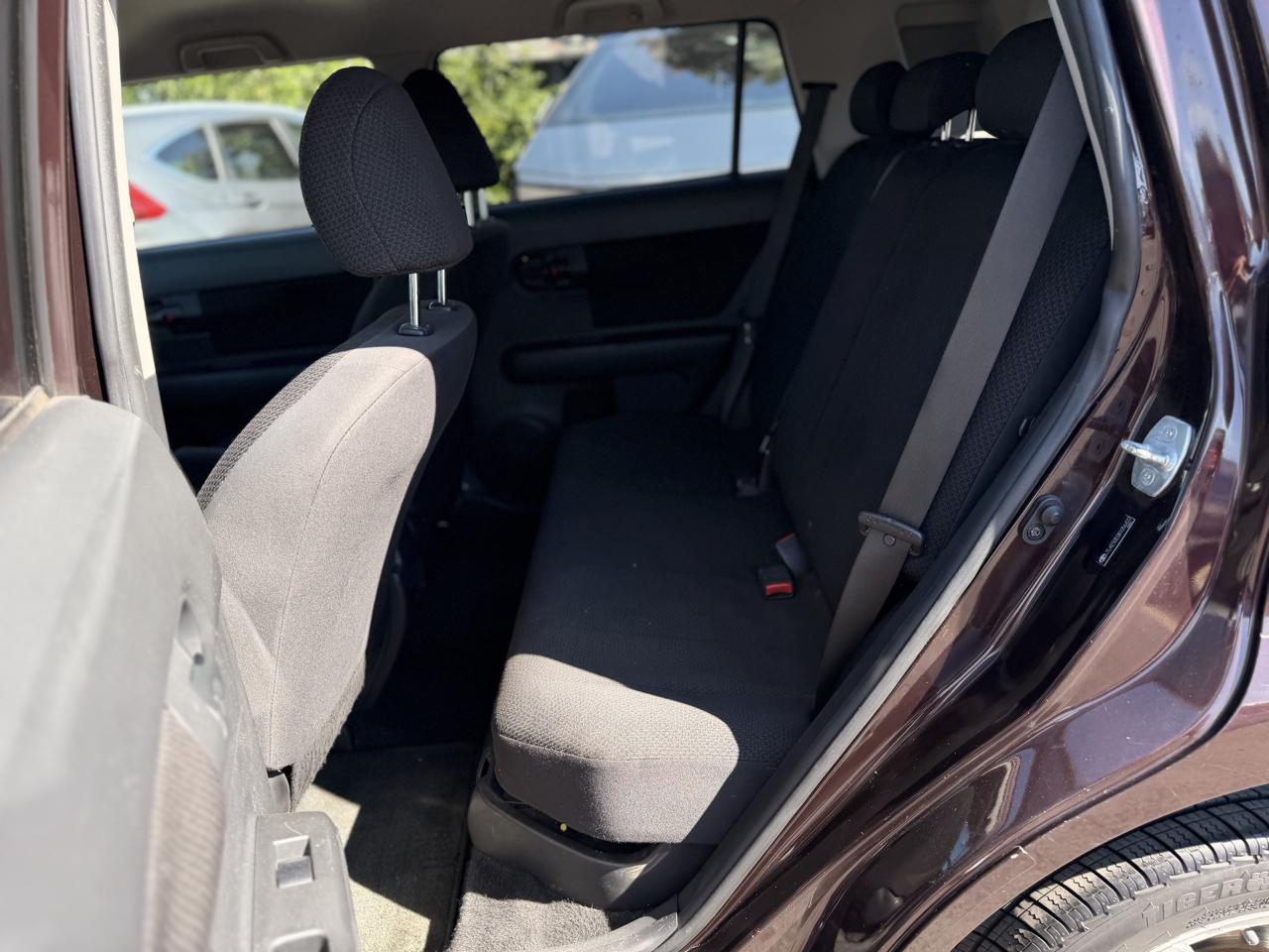 Toyota Scion xB photo 29