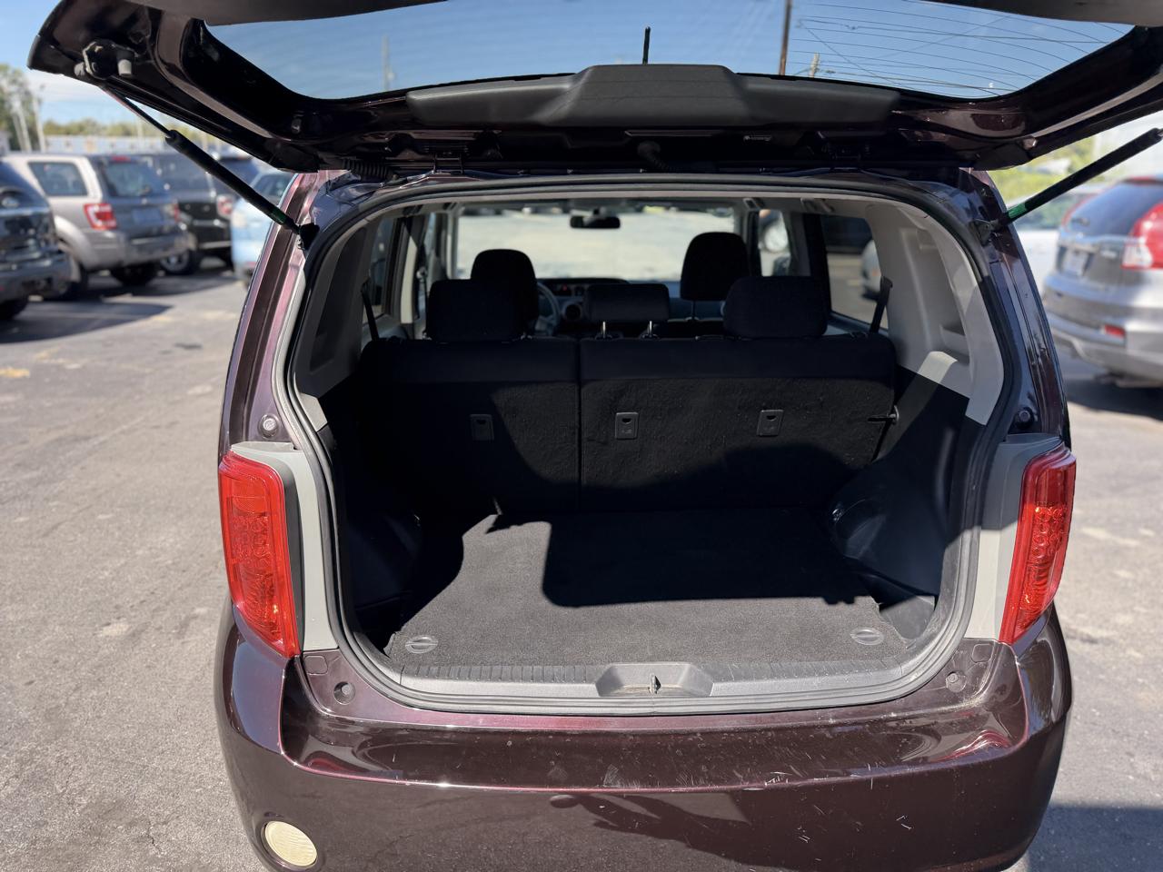 Toyota Scion xB photo 33