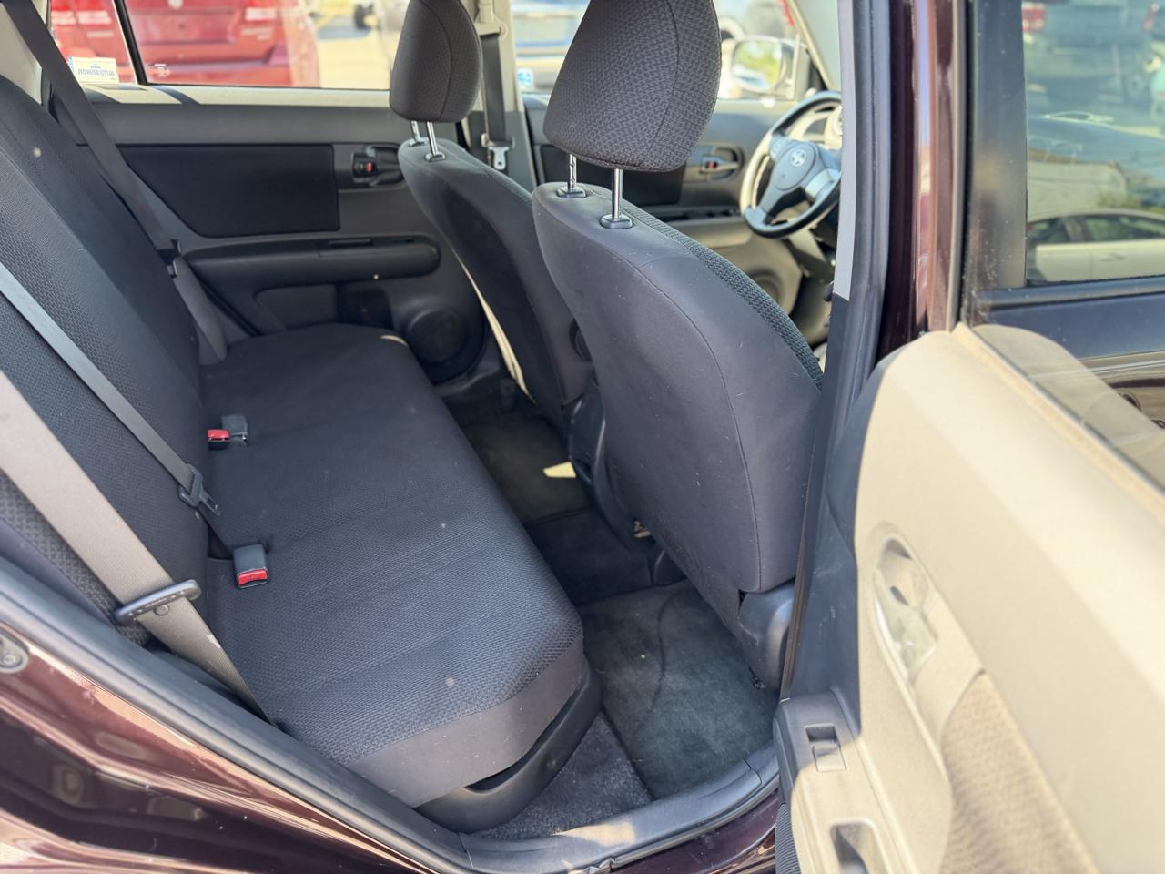 Toyota Scion xB photo 37