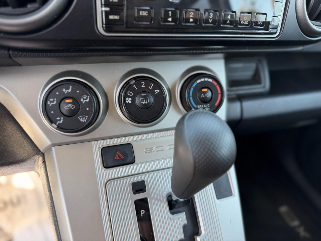 Toyota Scion xB photo 47