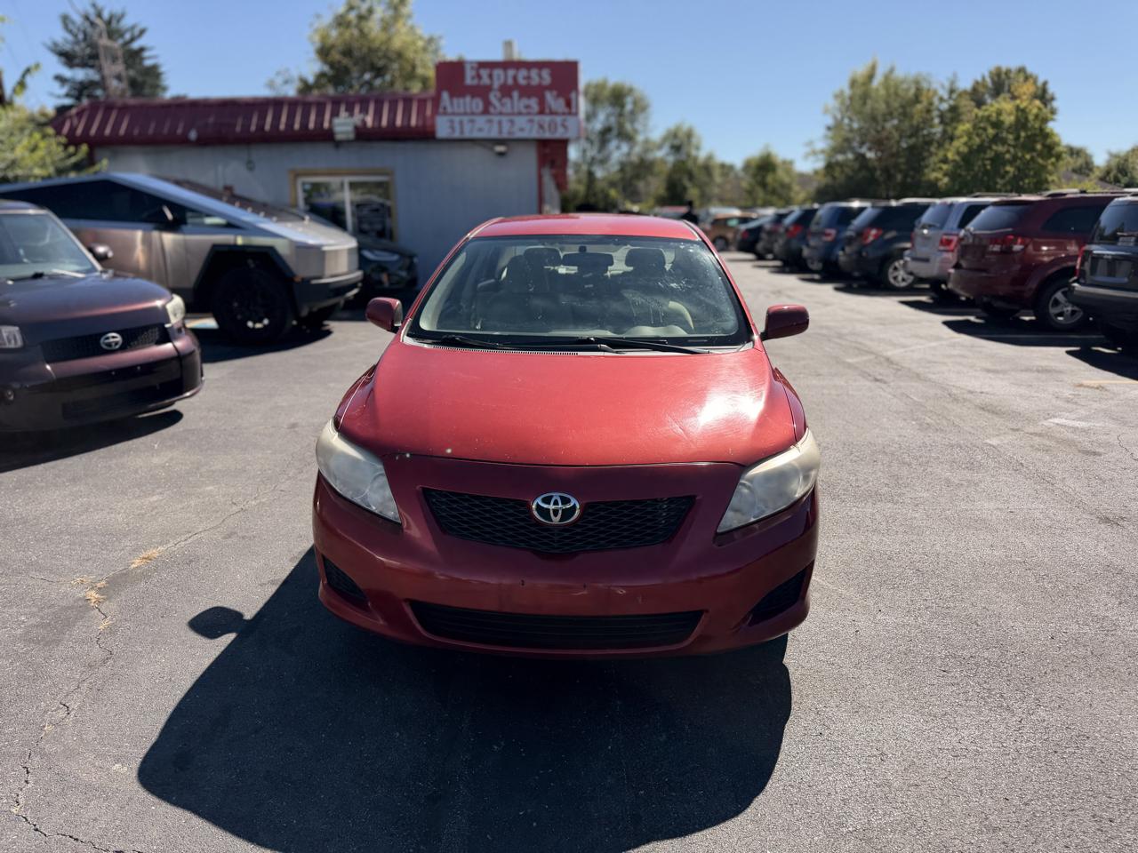 Toyota Corolla Base 5-Speed MT 2010