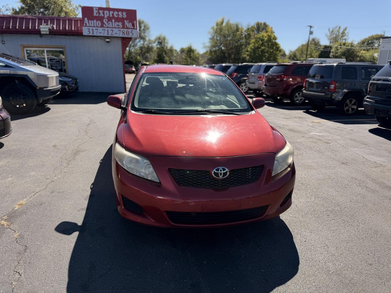 Toyota Corolla Base 5-Speed MT 2010