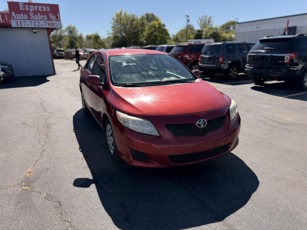 Toyota Corolla Base 5-Speed MT 2010