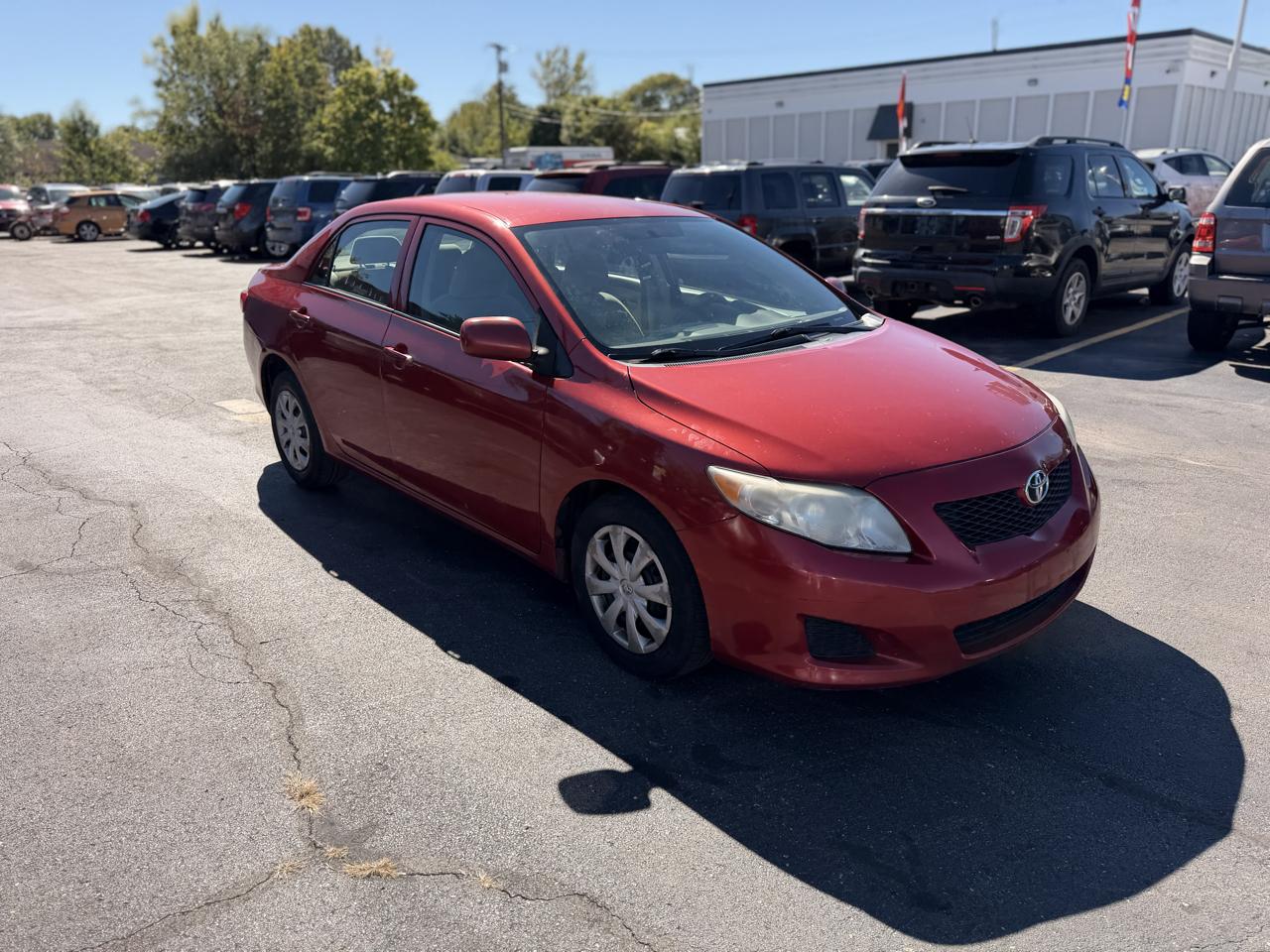 Toyota Corolla Base 5-Speed MT 2010