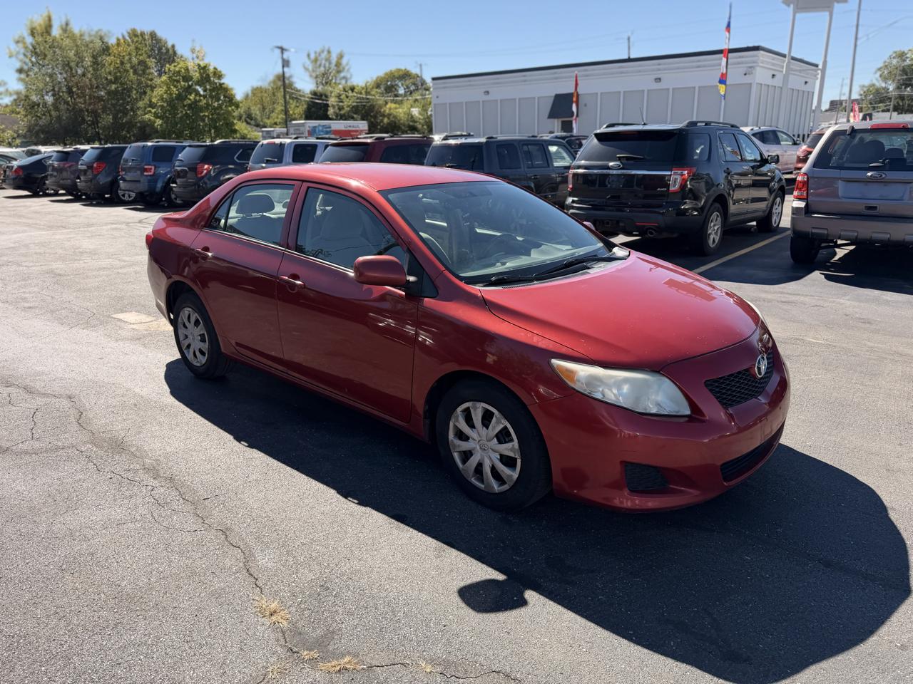 Toyota Corolla Base 5-Speed MT 2010