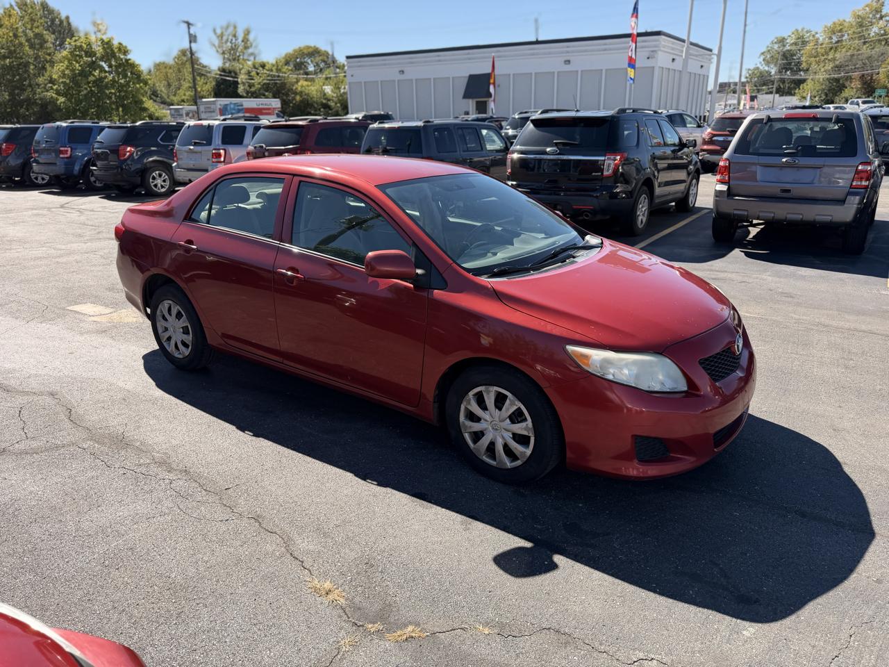Toyota Corolla Base 5-Speed MT 2010