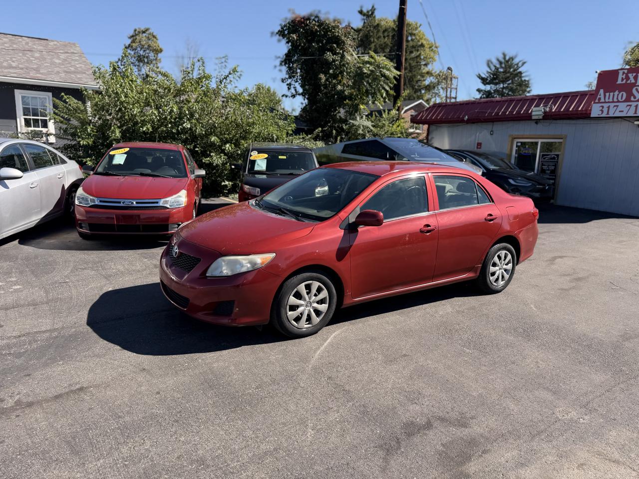 Toyota Corolla Base 5-Speed MT 2010