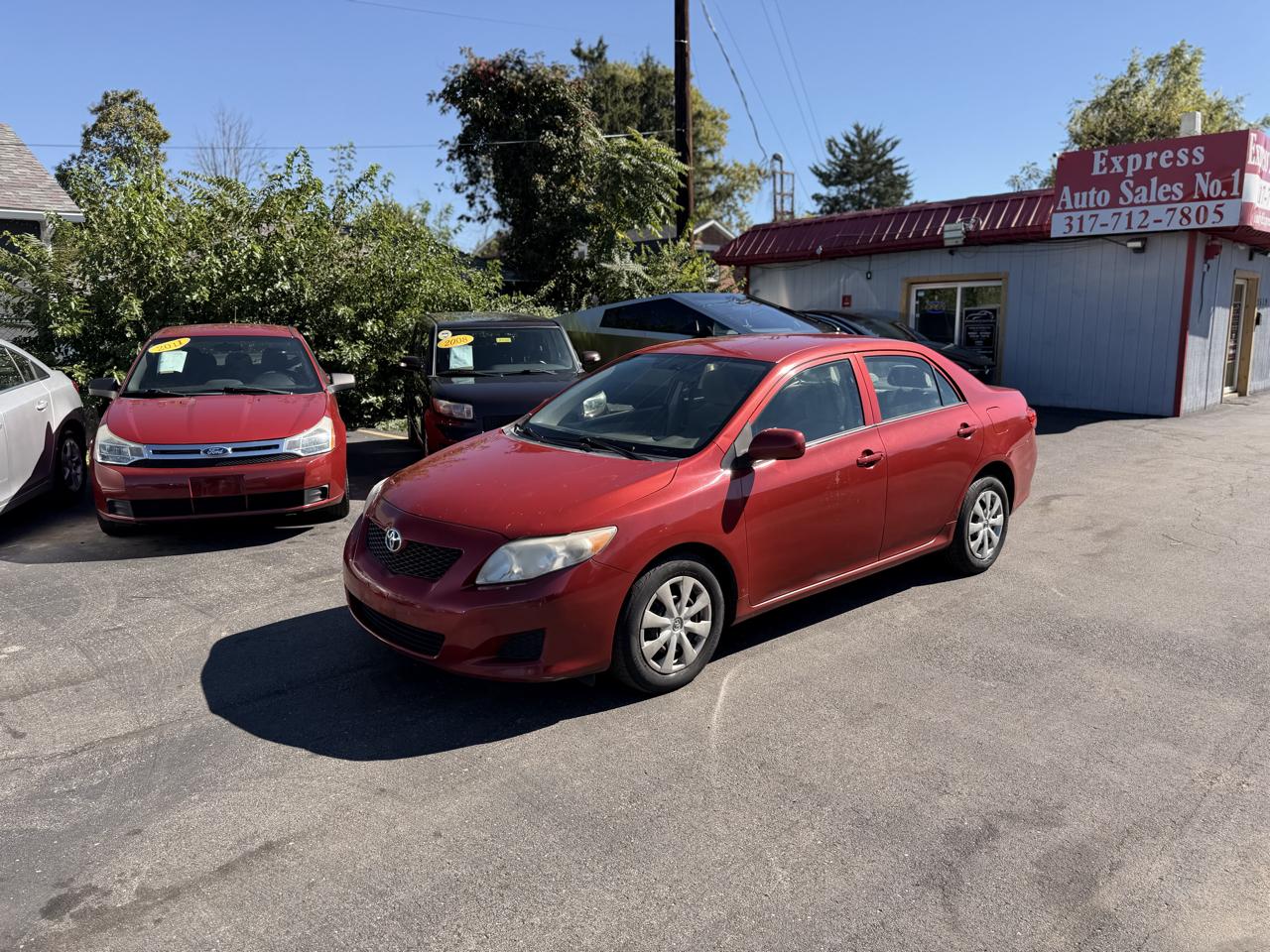 Toyota Corolla Base 5-Speed MT 2010
