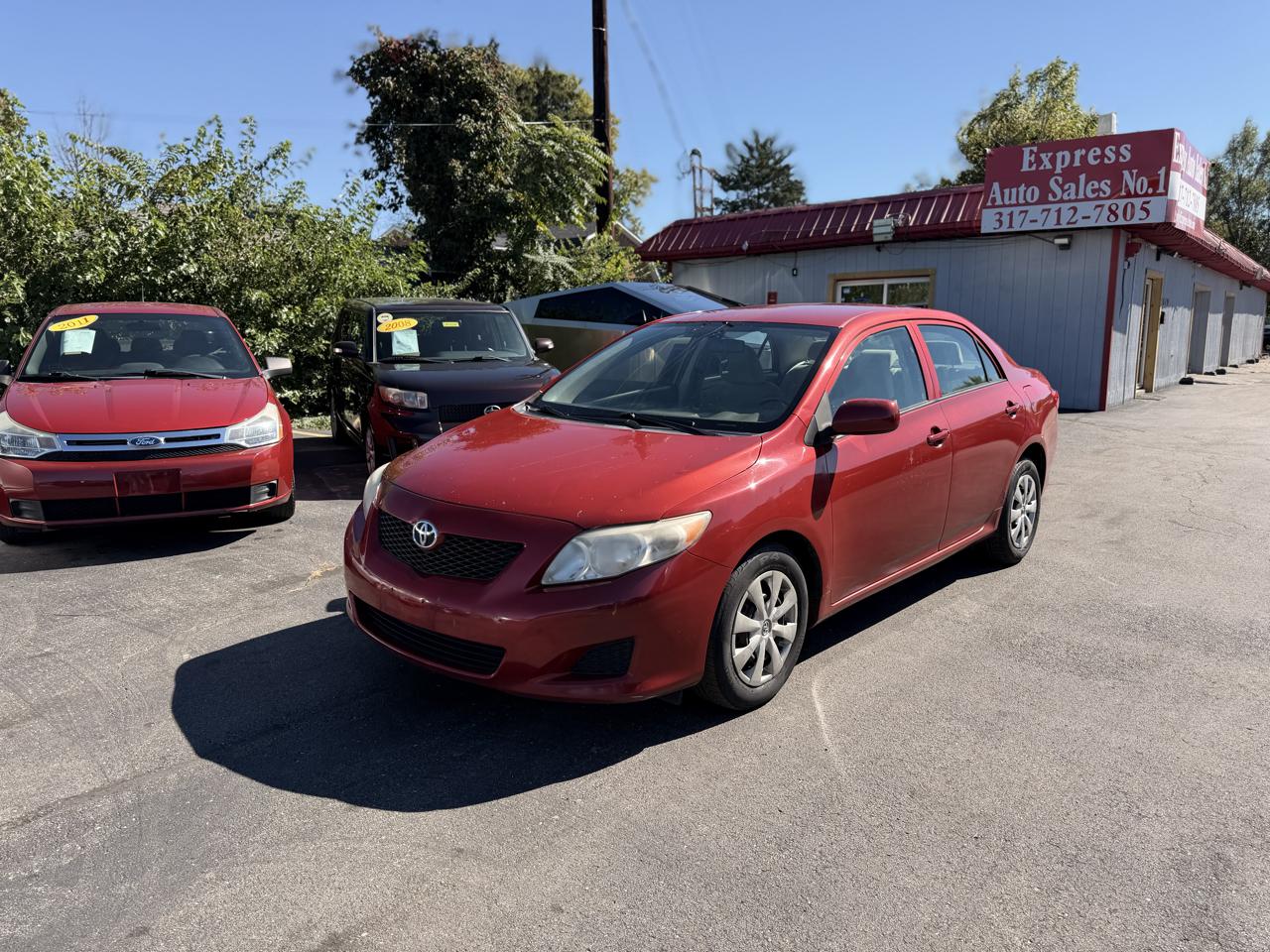 Toyota Corolla Base 5-Speed MT 2010