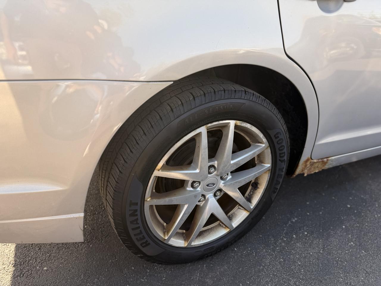 Ford Fusion SEL 2010