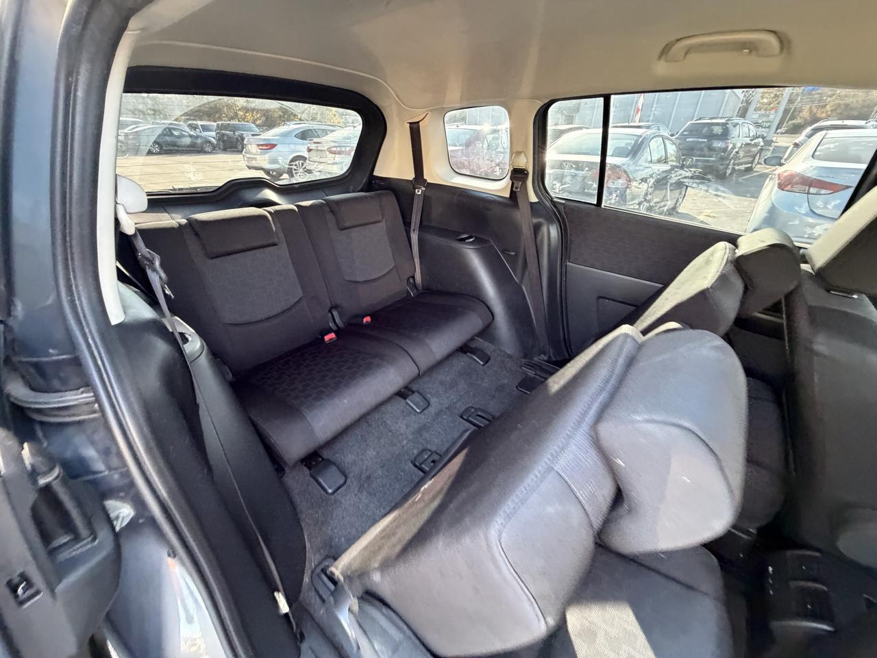 Mazda MAZDA5 Grand Touring 2010