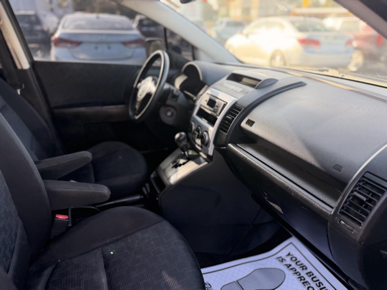 Mazda MAZDA5 Grand Touring 2010