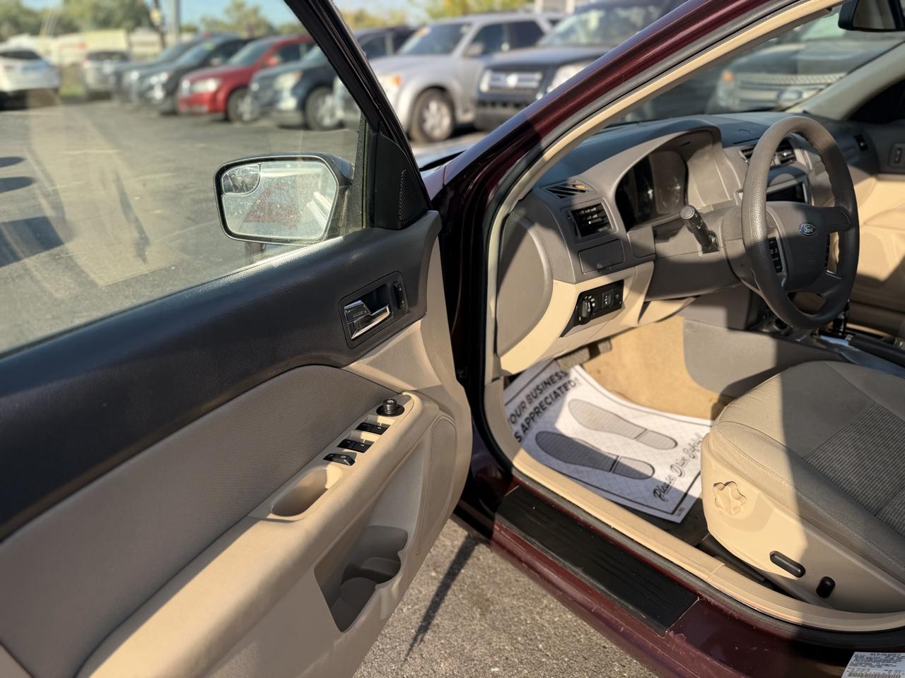 Ford Fusion SE 2012