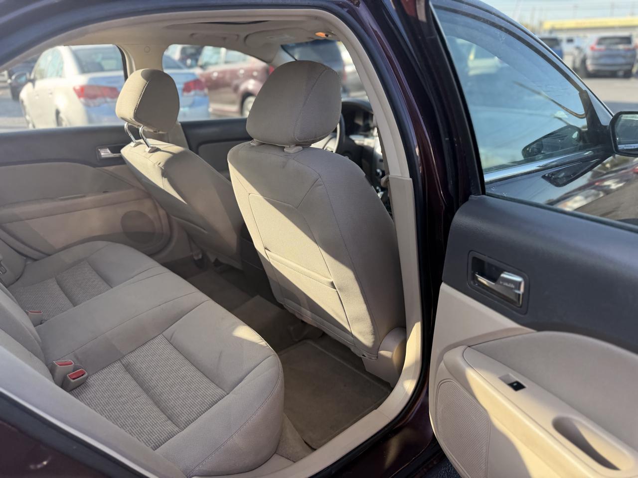 Ford Fusion SE 2012