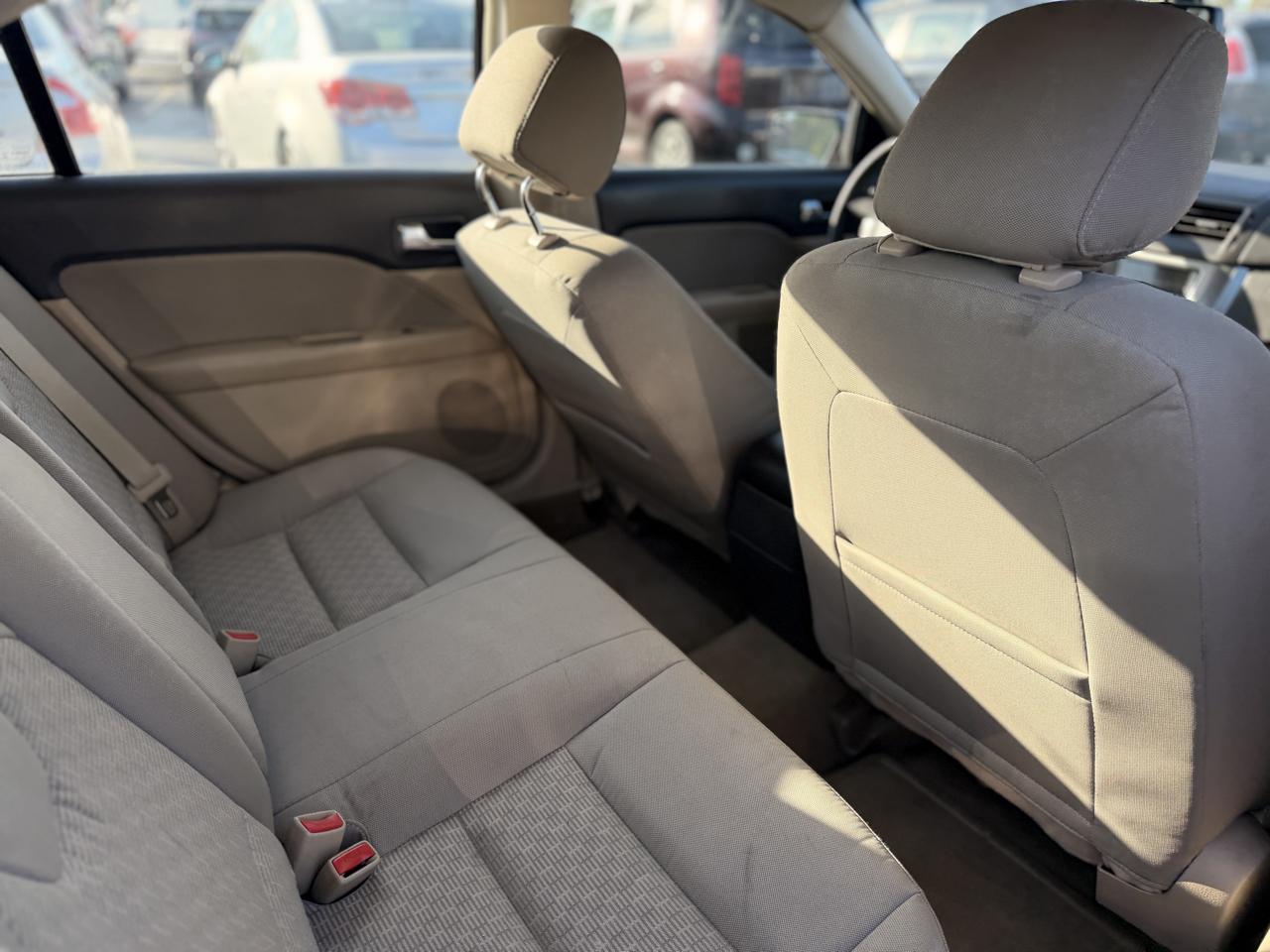 Ford Fusion SE 2012